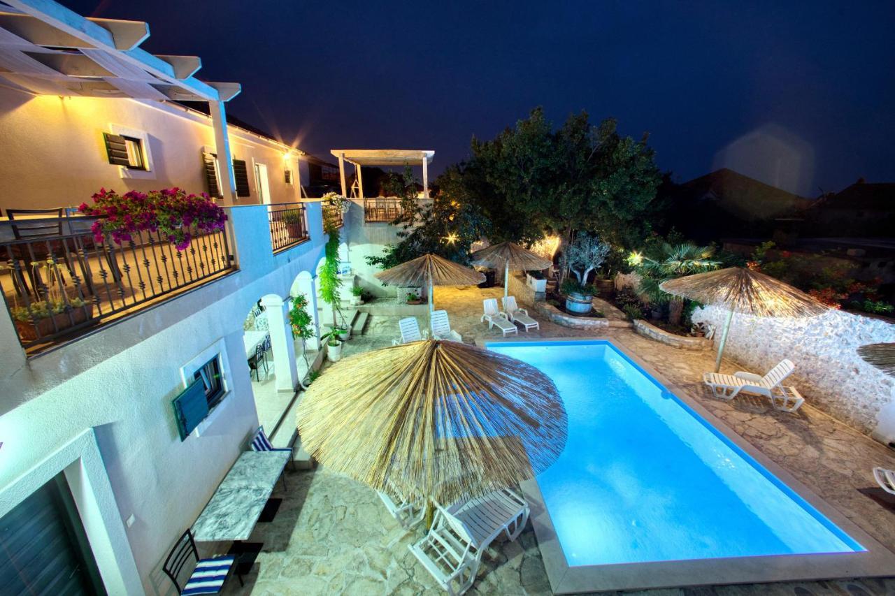 Didovi Dvori Apartment บาร์บินเย ภายนอก รูปภาพ